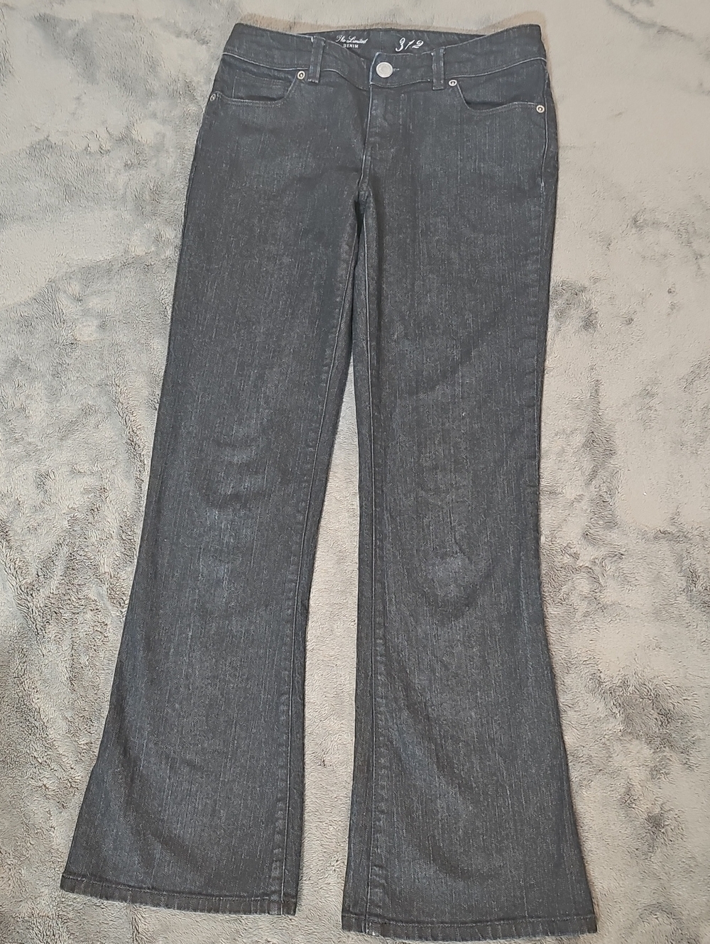 The Limited 312 Dark Wash Rhinestone Pockets Flare Jeans Size 6